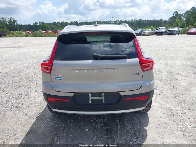 Volvo XC40 B5 Ultra Bright Theme