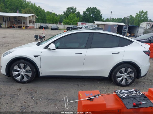 Tesla Model Y Long Range Dual Motor All-wheel Drive
