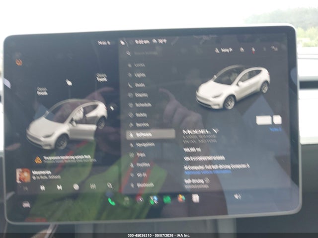 Tesla Model Y Long Range Dual Motor All-wheel Drive