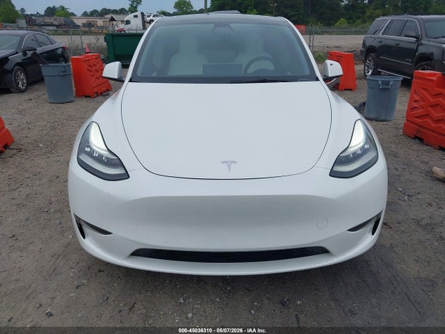 Tesla Model Y Long Range Dual Motor All-wheel Drive