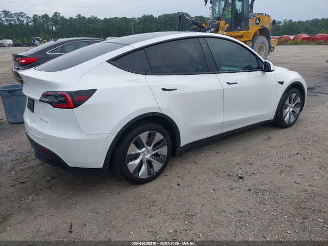 Tesla Model Y Long Range Dual Motor All-wheel Drive