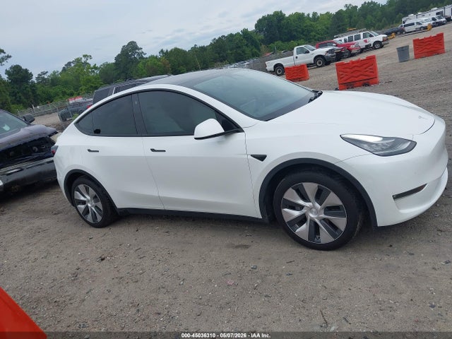 Tesla Model Y Long Range Dual Motor All-wheel Drive
