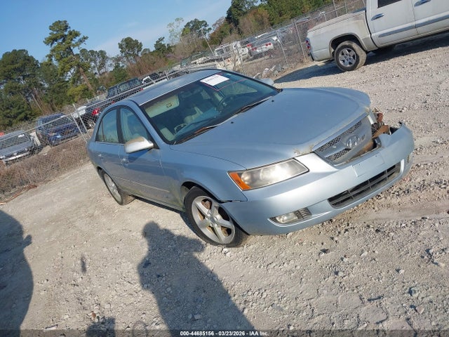 Salvage Hyundai SONATA Image