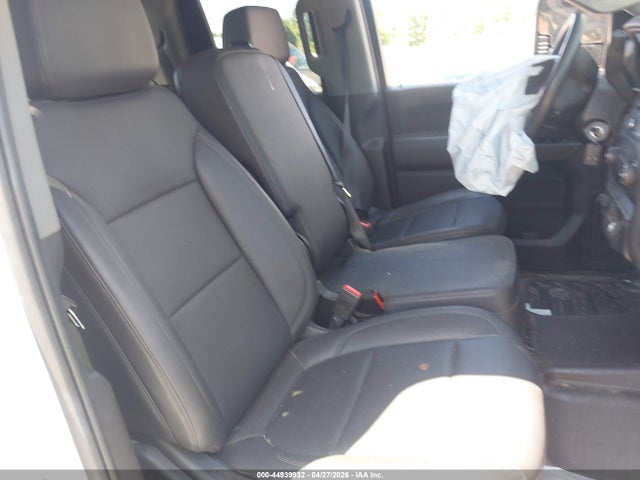Chevrolet Silverado 2500 4wd  Long Bed Wt