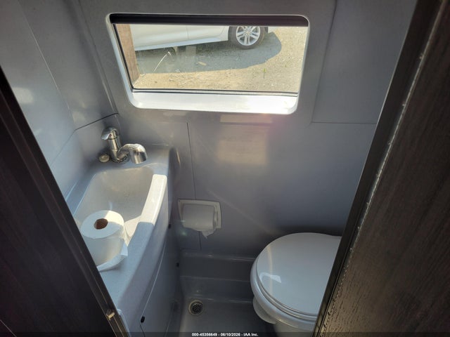 Mercedes-Benz Sprinter 2500 Standard Roof V6