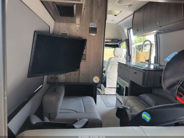 Mercedes-Benz Sprinter 2500 Standard Roof V6