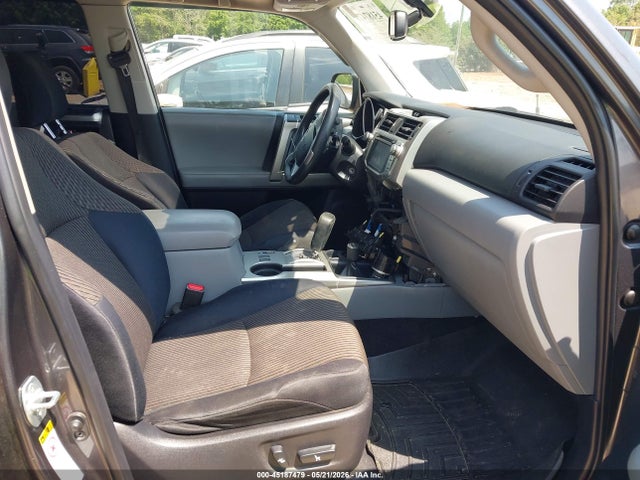 Toyota 4Runner Sr5 V6