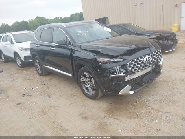 Salvage Hyundai SANTA FE Image
