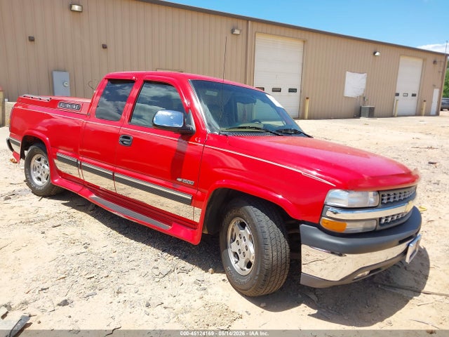 Salvage Chevrolet Silverado 1500 Image