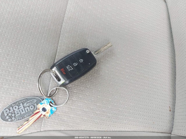 Kia Sedona L