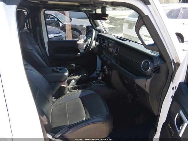 Jeep Wrangler Sahara 4x4