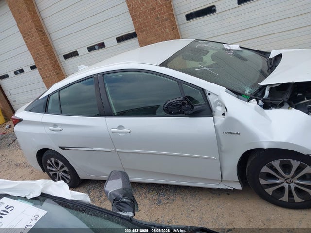 Toyota Prius Le Awd-e