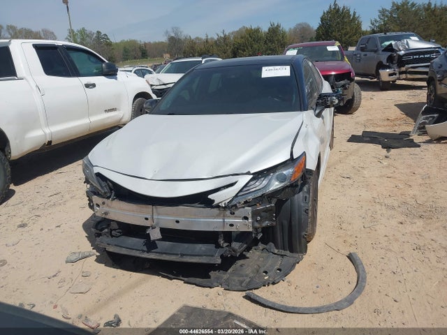 Toyota Camry Xse