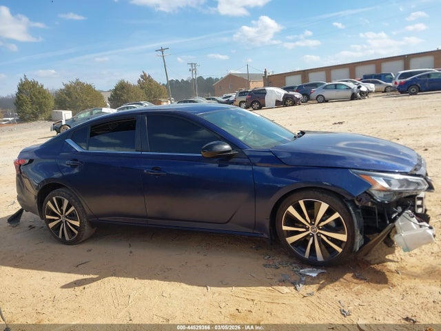 Nissan Altima Sr Intelligent Awd
