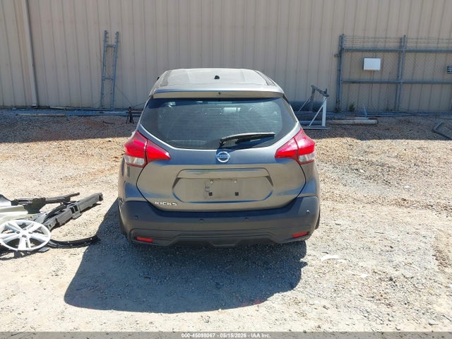 Nissan Kicks S Xtronic Cvt