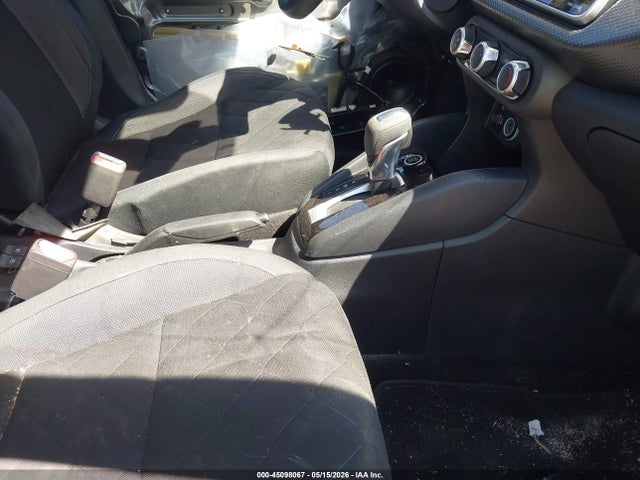 Nissan Kicks S Xtronic Cvt