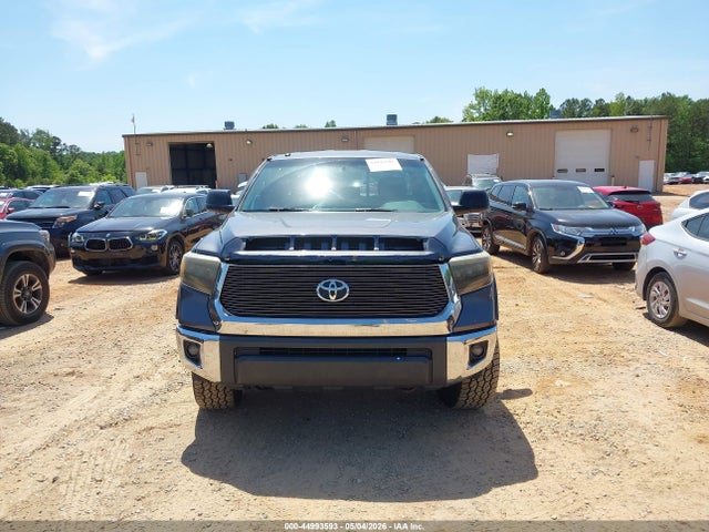 Toyota Tundra Sr5 5.7l V8
