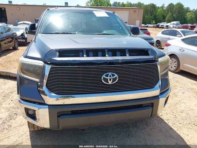 Toyota Tundra Sr5 5.7l V8