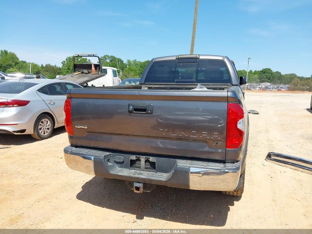 Toyota Tundra Sr5 5.7l V8