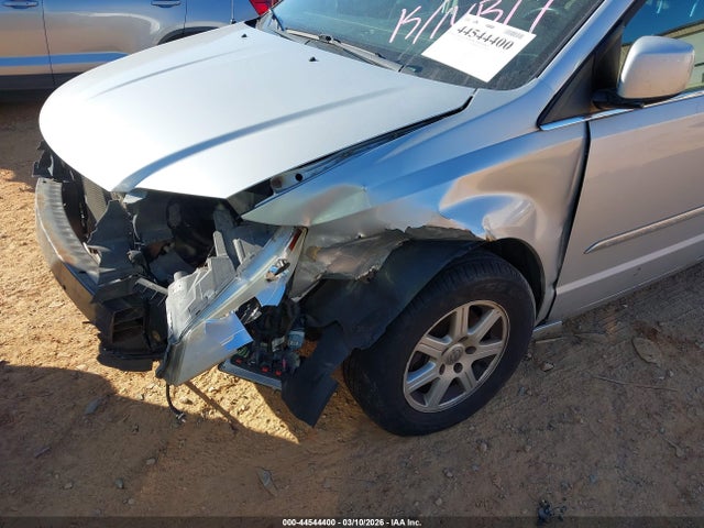 Chrysler Town & Country Touring