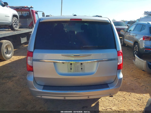 Chrysler Town & Country Touring