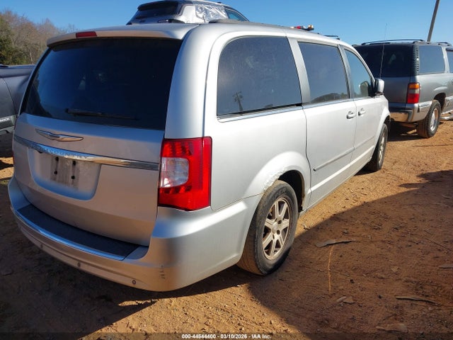 Chrysler Town & Country Touring