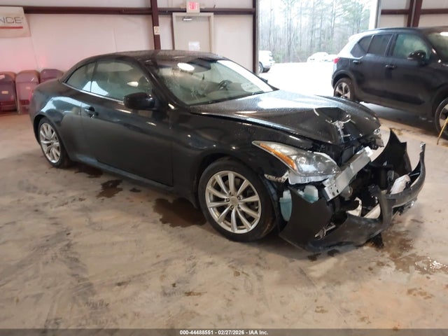 Salvage INFINITI G37 Image
