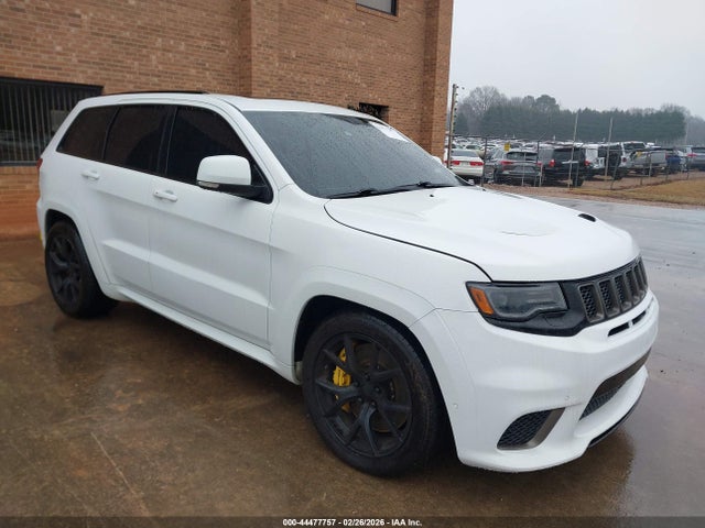 Salvage Jeep Grand Cherokee Image