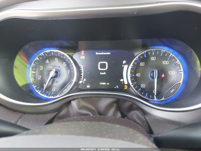 Chrysler Pacifica Touring L Plus