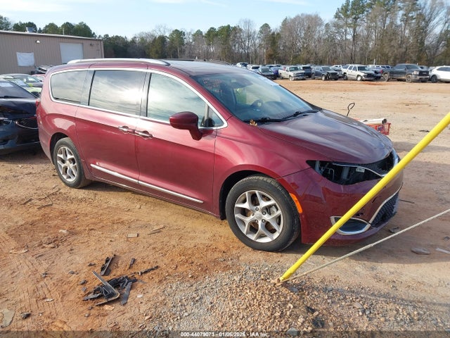 Chrysler Pacifica Touring L Plus