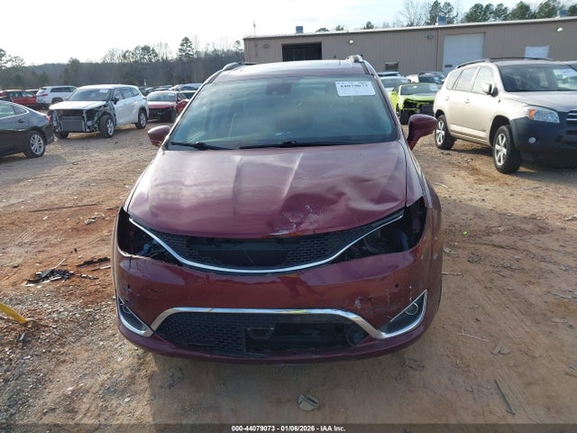 Chrysler Pacifica Touring L Plus