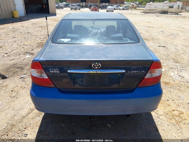 Toyota Camry Le