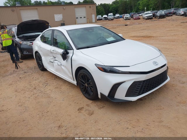 Salvage Toyota Camry Image