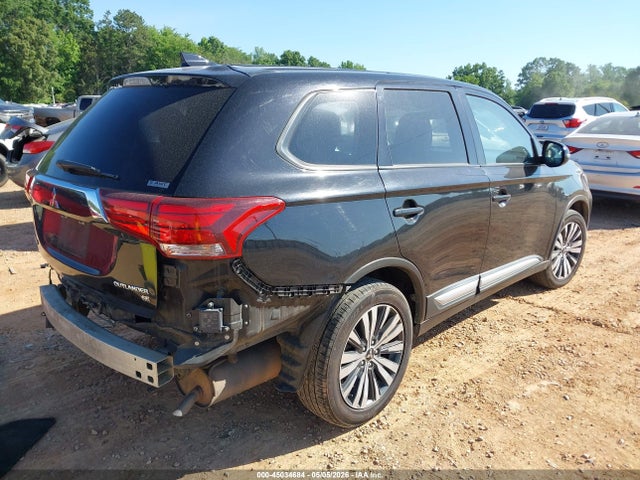Mitsubishi Outlander Se