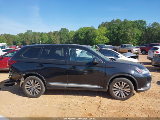 Mitsubishi Outlander Se
