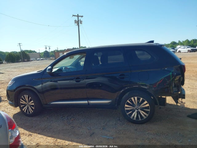 Mitsubishi Outlander Se