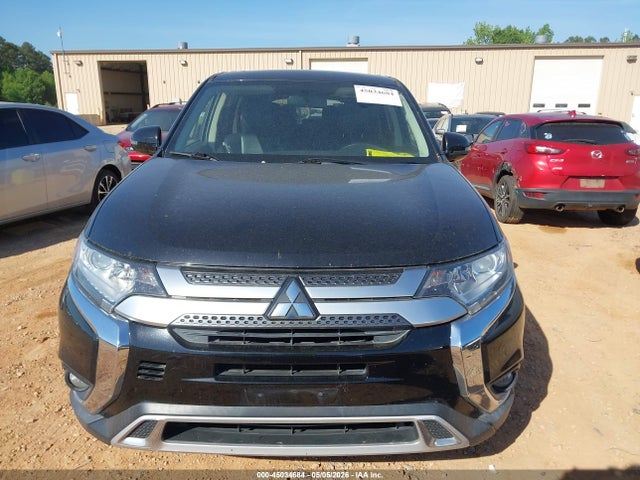 Mitsubishi Outlander Se