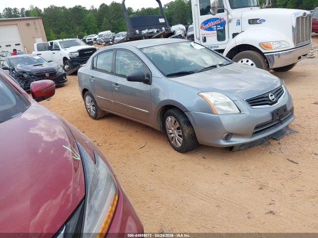 Salvage Nissan Sentra Image