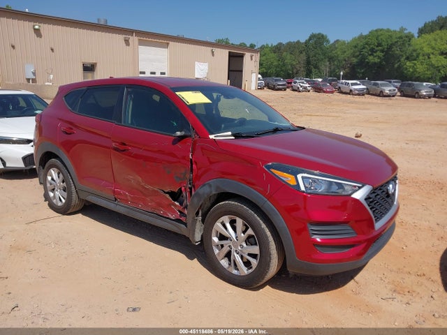 Salvage Hyundai TUCSON Image