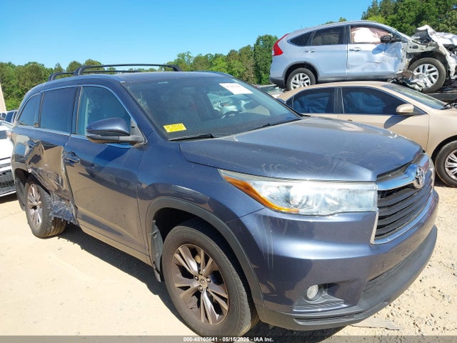 Toyota Highlander Xle V6