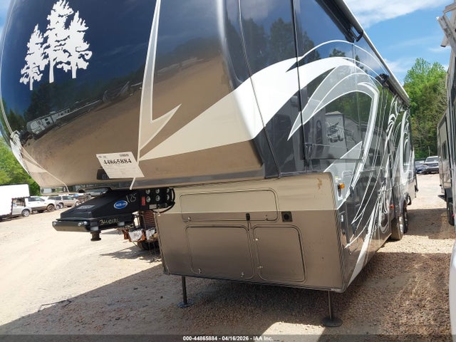 Redwood 3401rl Fifth Wheel