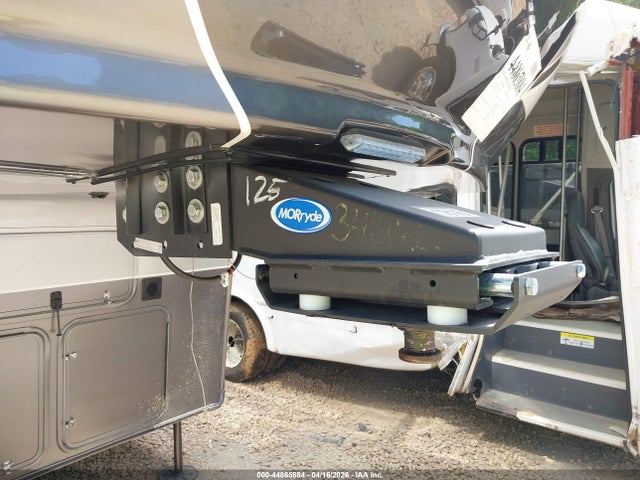 Redwood 3401rl Fifth Wheel