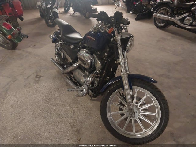 Salvage Harley-Davidson Xl883 Image