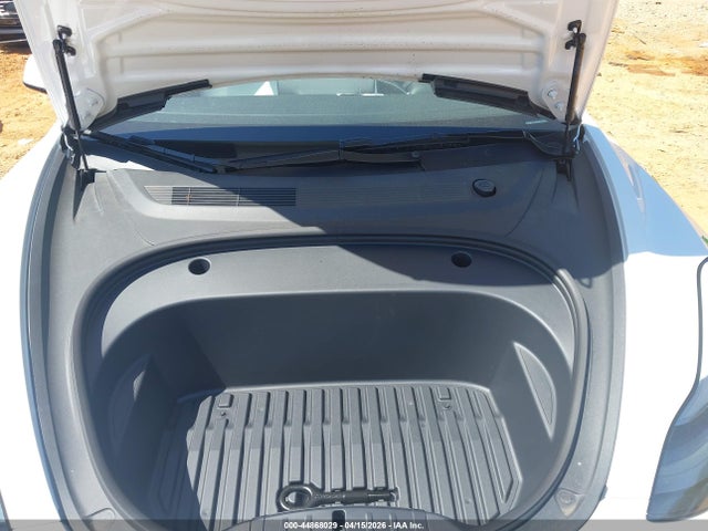 Tesla Model 3 Long Range Dual Motor All-wheel Drive