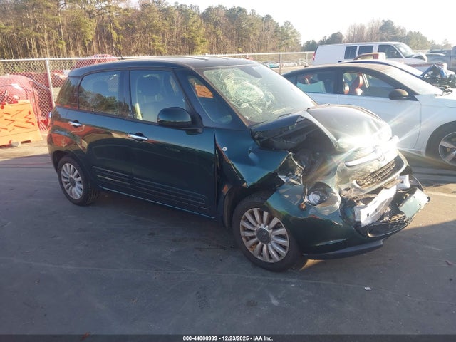 Salvage FIAT 500L Image
