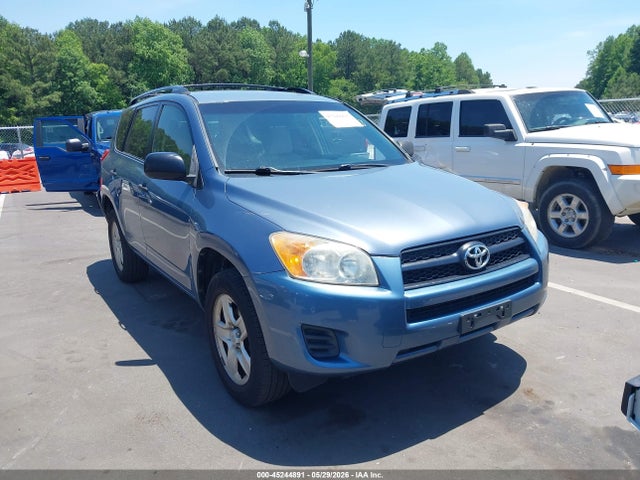 Salvage Toyota RAV4 Image