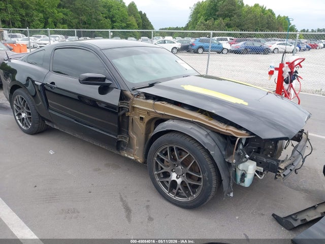 Salvage Ford Mustang Image