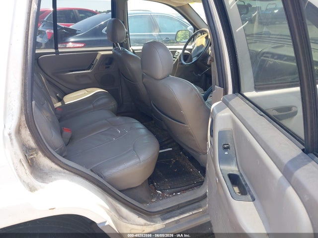 Jeep Grand Cherokee Laredo