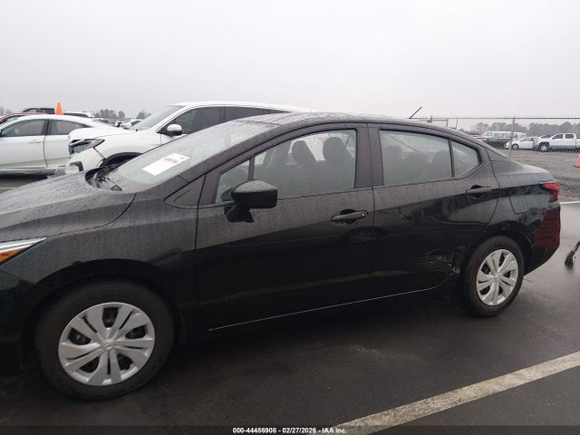 Nissan Versa S Xtronic Cvt