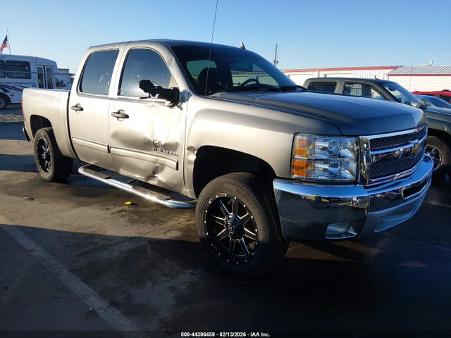 Salvage Chevrolet Silverado 1500 Image